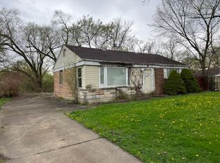 41 Apple Ln, Park Forest, IL 60466