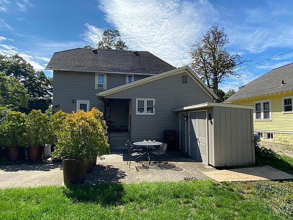 2nd image of 514 Indiana Ave