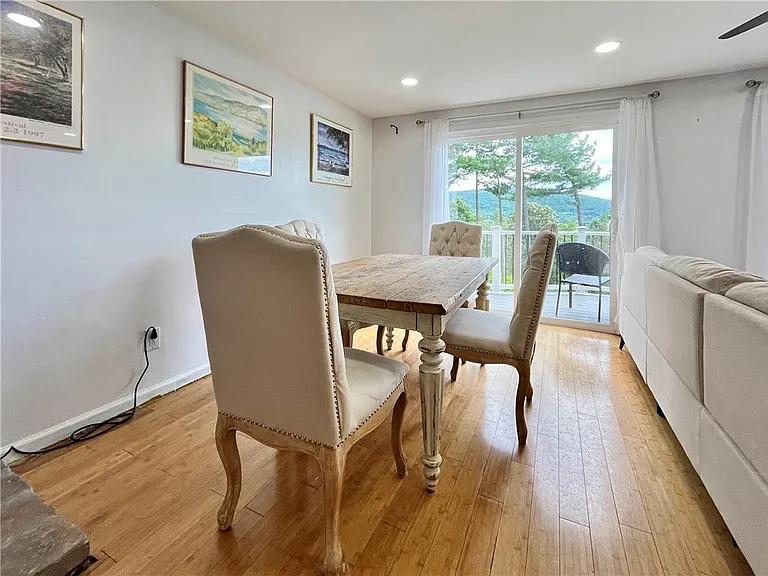 9 Harbour Ln — Photo 19