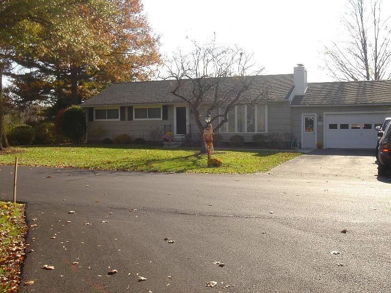 1st image of 64 Meadow Ln