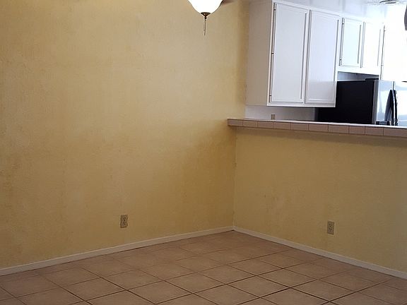 5th image of 165 Okeefe St #2