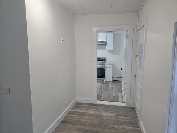 3rd image of 1555 Union Street