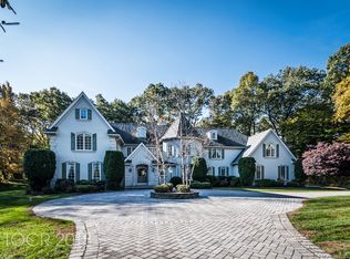 940 Franklin Lake Rd, Franklin Lakes, NJ 07417