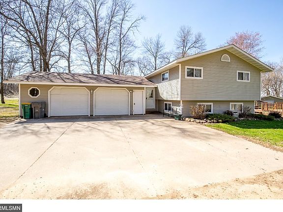 2nd image of 2461 Cherry Dr