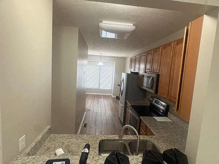 3839 Taft Ave — Photo 10