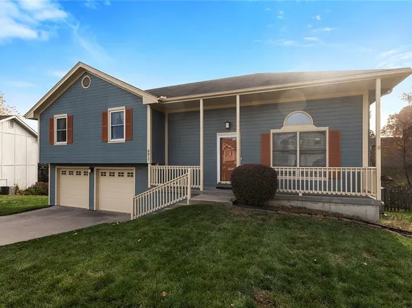 8817 NE 75th St, Kansas City, MO 64158