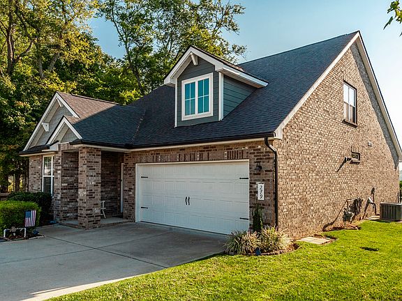 3rd image of 279 Griffin Ln