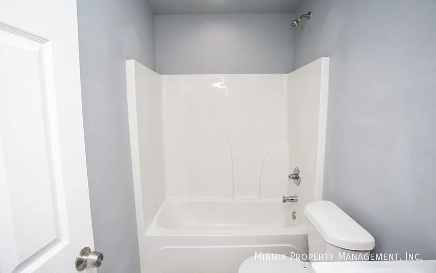 3 Bedroom/ 2 Bath | Frenship ISD | 8416 11th St. — Photo 4