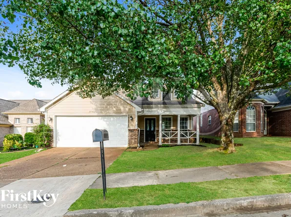 2778 Misty Valley Dr, Arlington, TN 38002