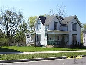 2nd image of 530 E Cook St