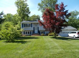 35 Rocky Brook Rd, East Windsor, NJ 08512