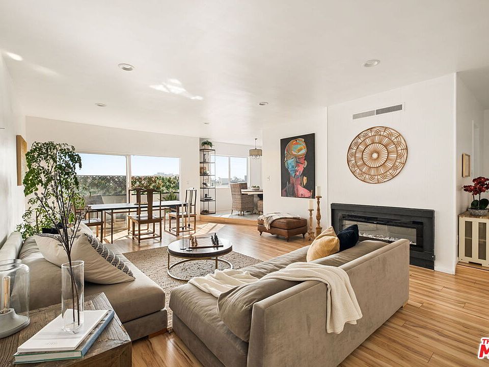 1st image of 11820 Mayfield Ave APT 319