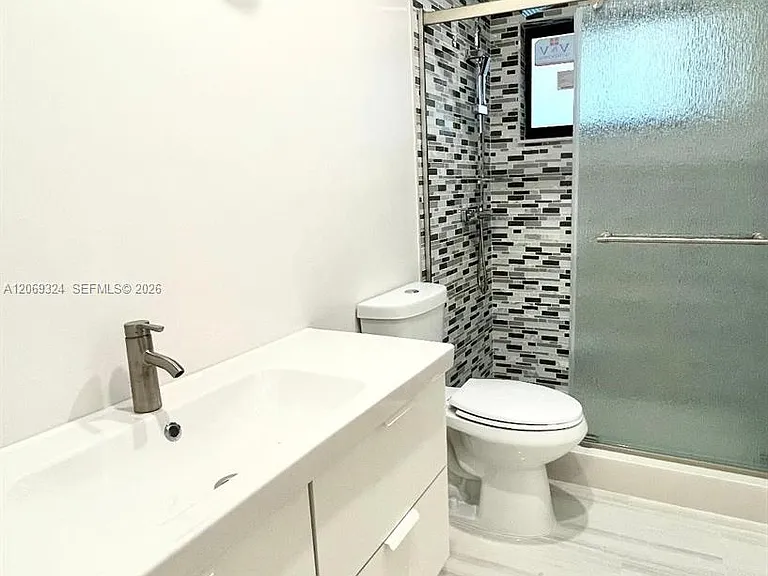 4910 Jefferson St — Photo 29