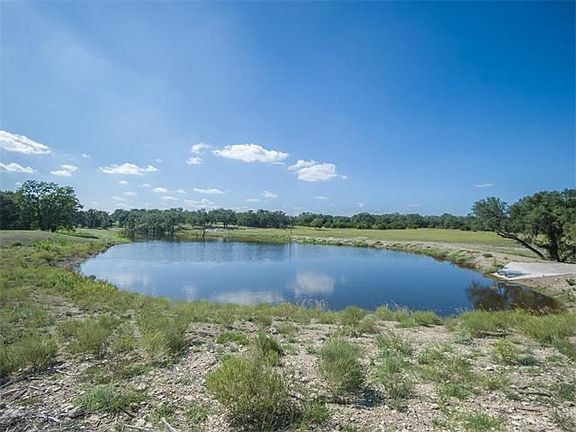 3rd image of 2519 County Road 323