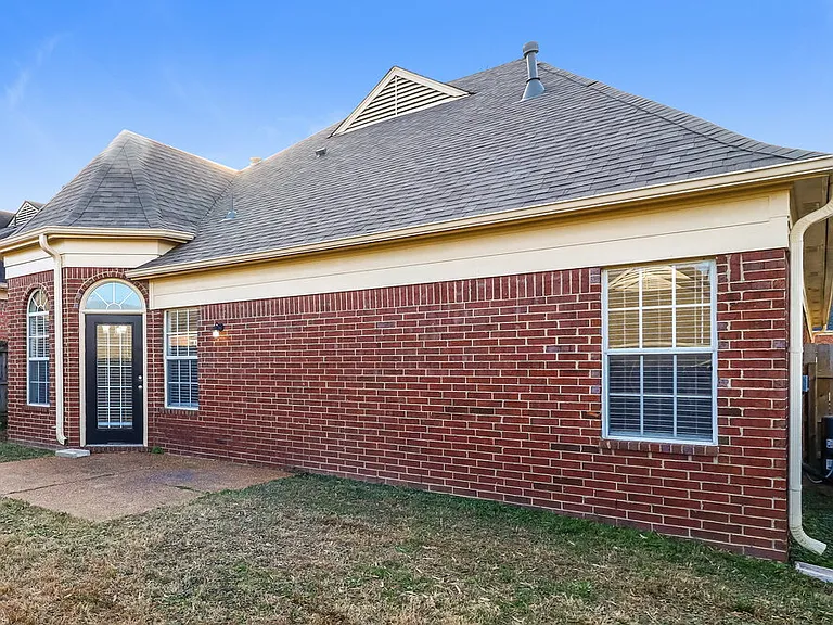 2770 Java Dr — Photo 16