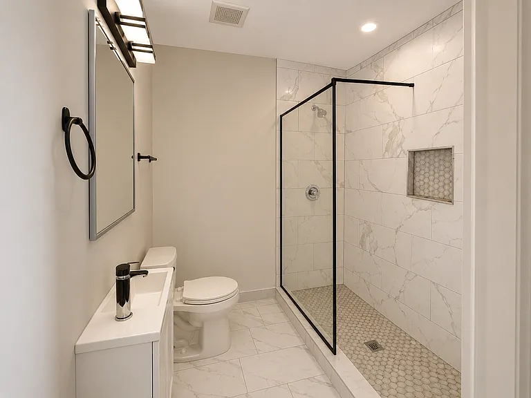 122 N Washington St — Photo 23