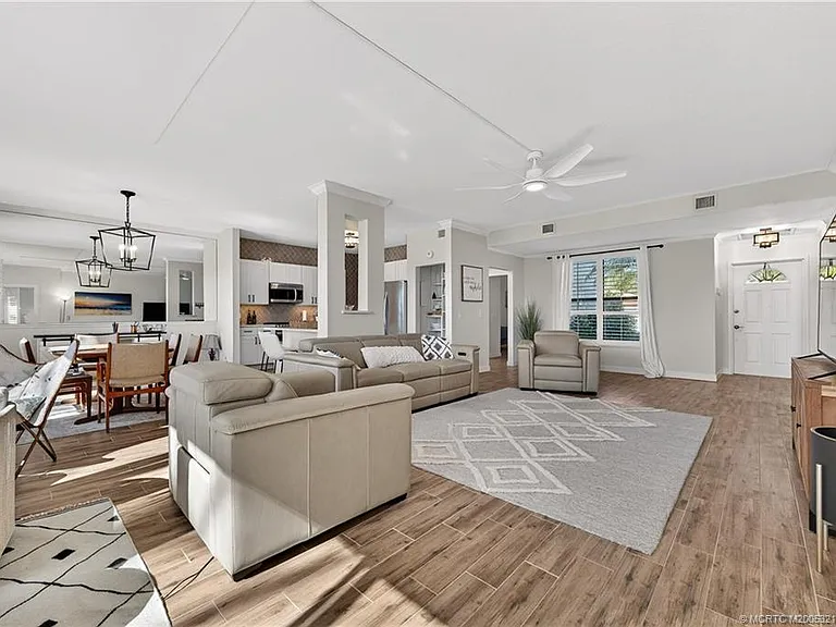 13438 NW Harbour Ridge Blvd #3A — Photo 5