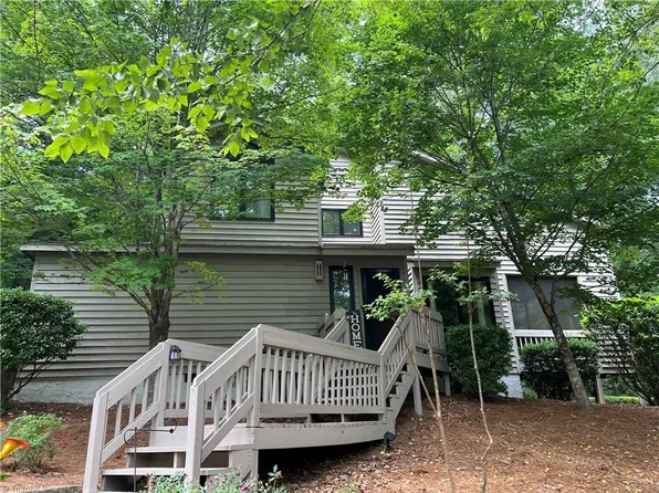113 Maple Hill Ct, Winston Salem, NC 27106
