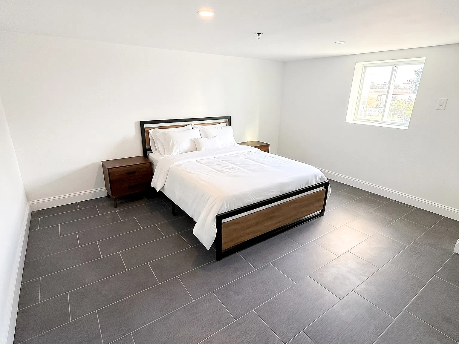 1 bed, $1,300 — Photo 2