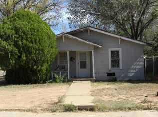 1214 Independence St, Plainview, TX 79072