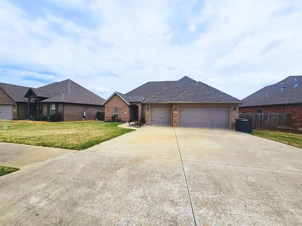 3803 Kite Dr, Bentonville, AR 72713