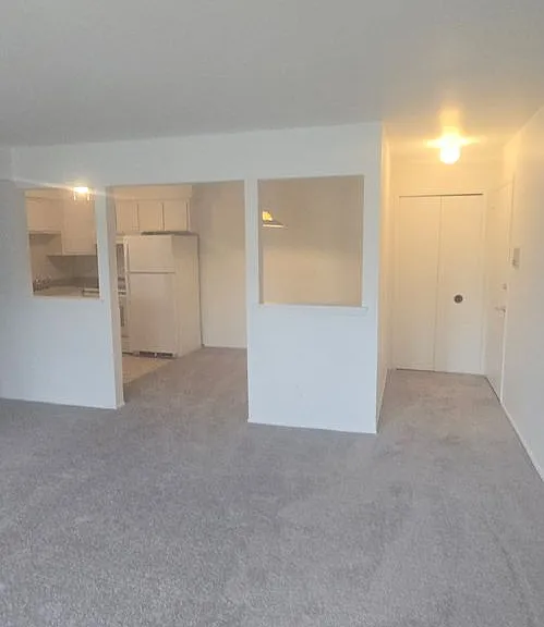 19800 W Twelve Mile Rd #8 — Photo 3
