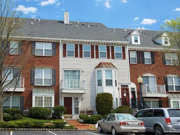 17 Mulberry St