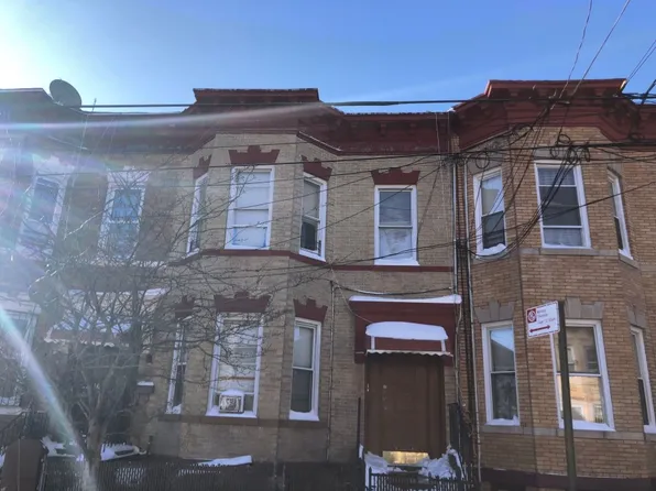 506 Pine St, Brooklyn, NY 11208