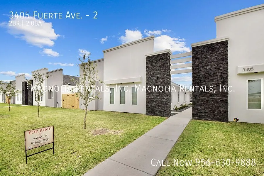Building Photo - 3405 Fuerte Ave #2
