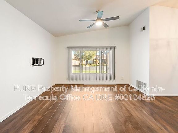 4th image of 25240 Shadescale Dr