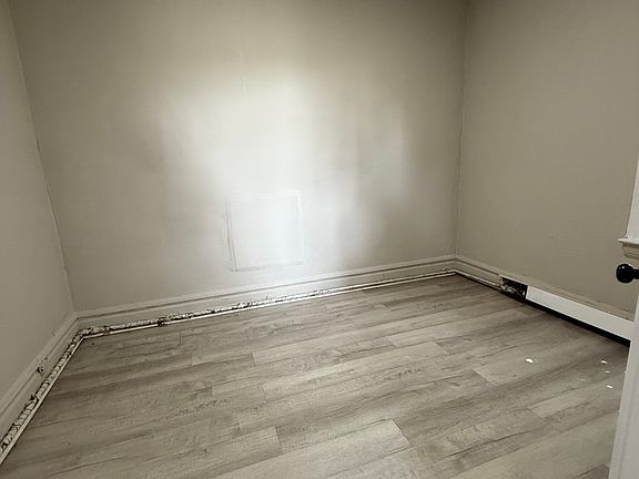 5th image of 314 21st St Floor 3