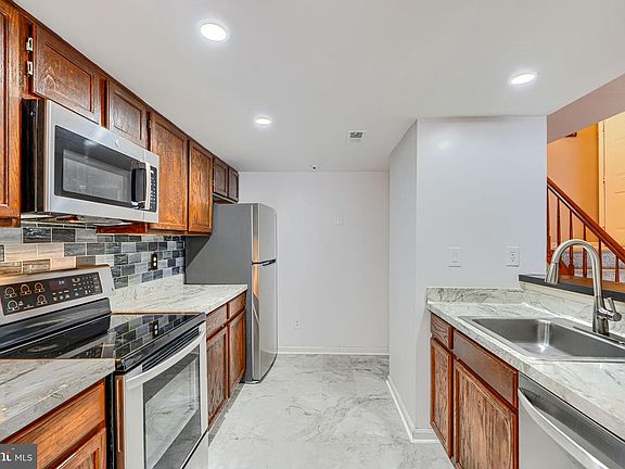 5th image of 14235 Jib St #7342