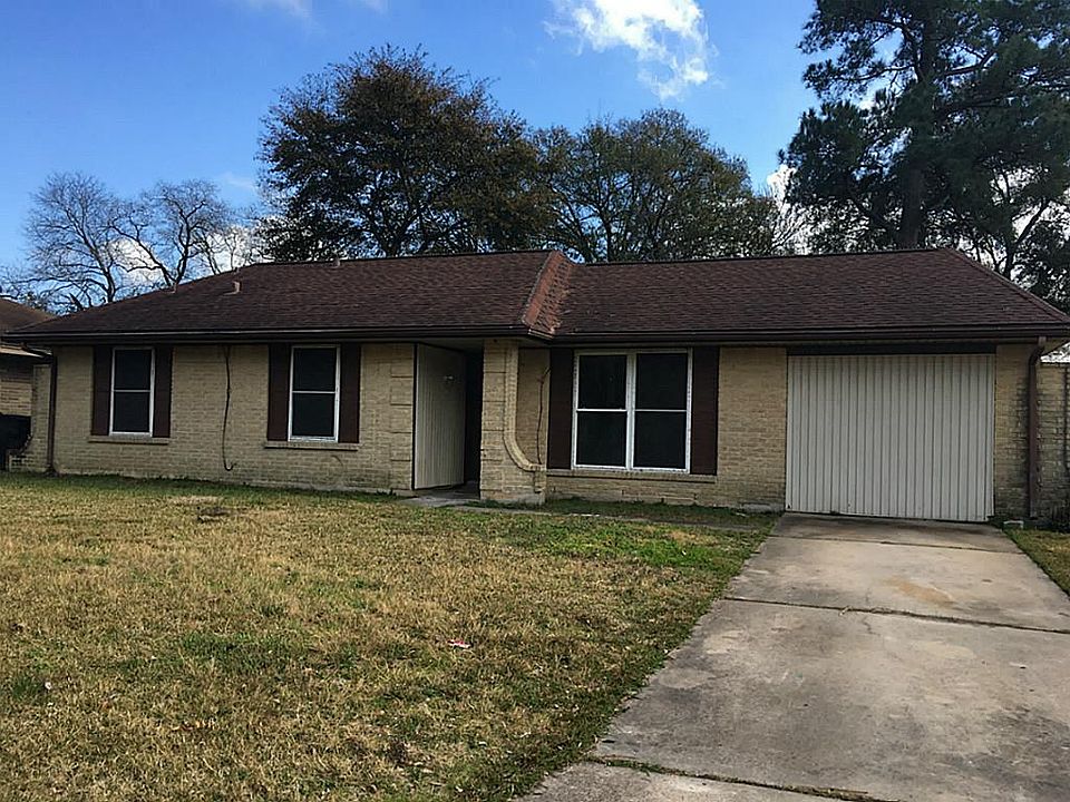 1st image of 6427 Acorn Forest Dr