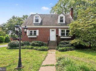 3221 Meadow Ln, Harrisburg, PA 17109
