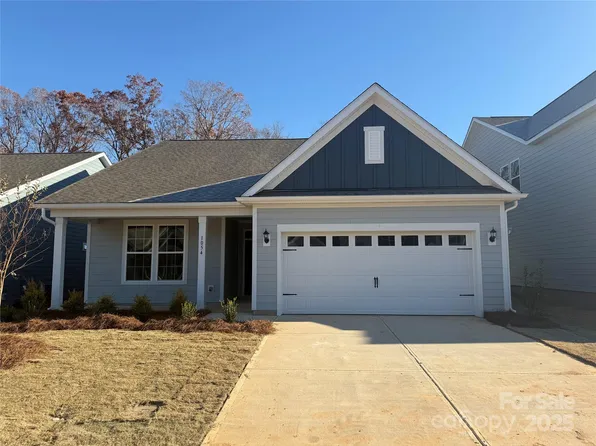 1054 Bull Dog Ln, Wingate, NC 28174
