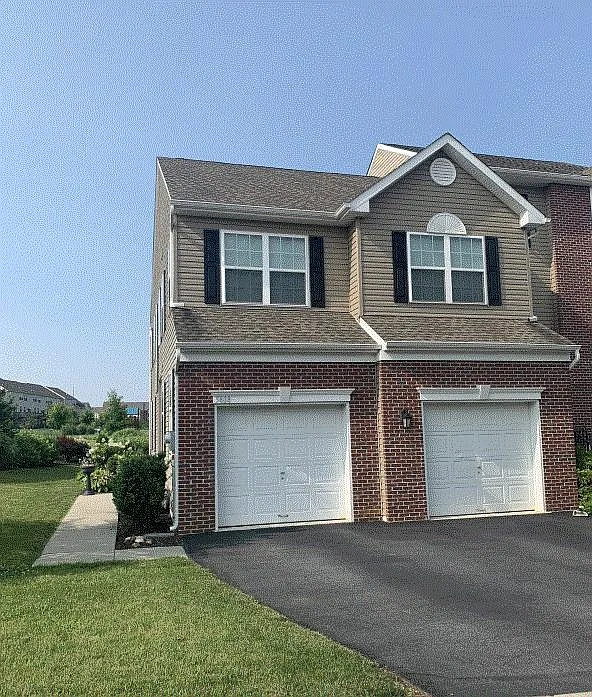 5808 Fresh Meadow Dr — Photo 2