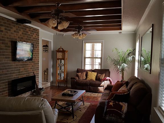 3rd image of 5667 Twin Creek Cir