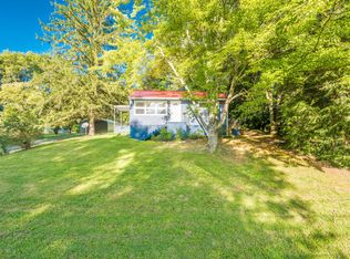 2224 Sandusky Rd, Knoxville, TN 37912