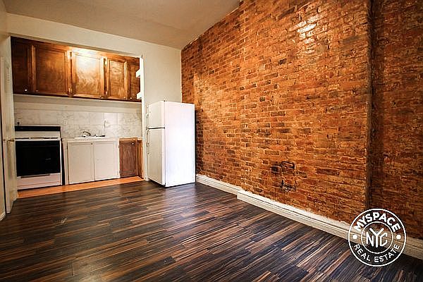 1st image of 487 Saint Johns Pl APT 4A