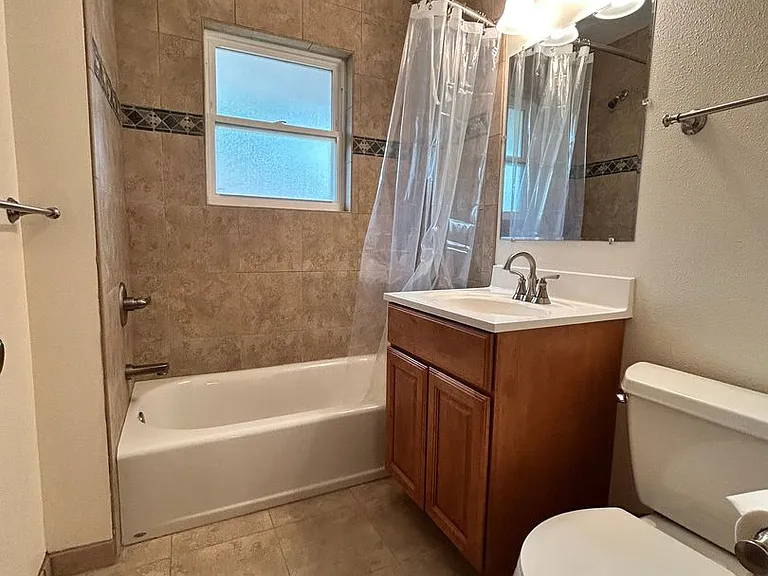 6820 Harvest Rd — Photo 29