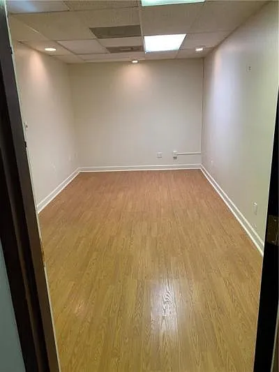 Studio, 1800 sqft, $1,800 — Photo 4