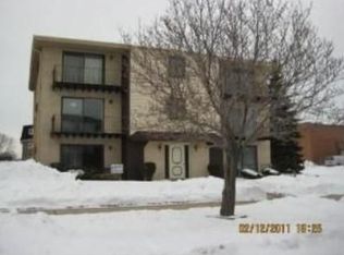 7345 W 85th Pl APT 2A, Bridgeview, IL 60455