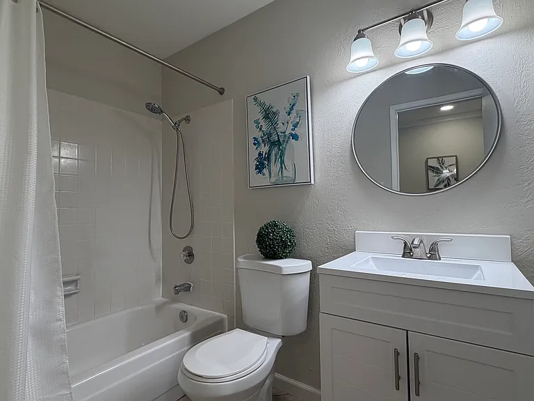 408 Old Orchard Ct — Photo 16