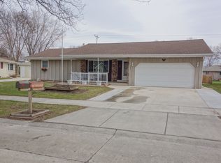 351 Paul Dr, Kimberly, WI 54136