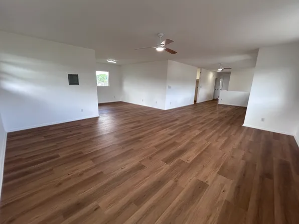 646 Wanaao Rd #B, Kailua, HI 96734