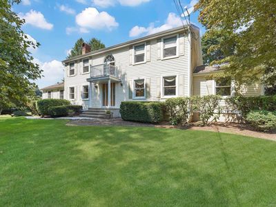 10 Cornfield Road, Trumbull, CT, 06611