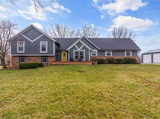 3328 Tonya St, Grain Valley, MO 64029