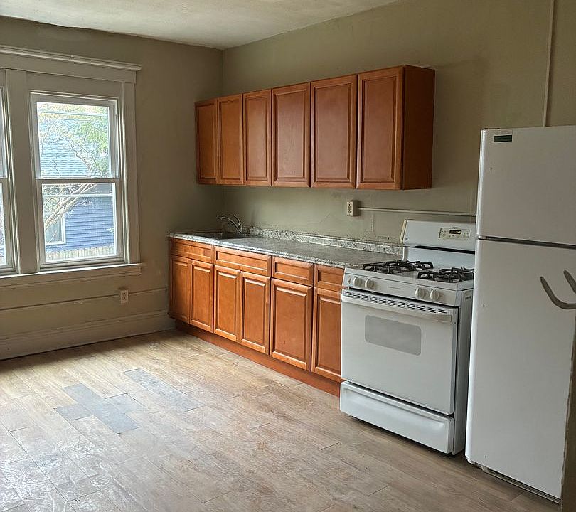 2nd image of 109 Foster St #A-4