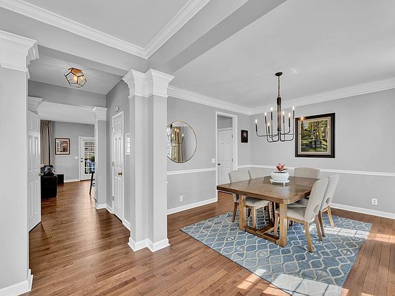 5th image of 1301 Wexford Downs Ln