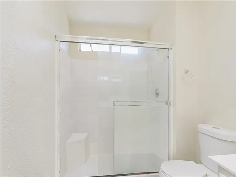 45041 Colleen Dr — Photo 13